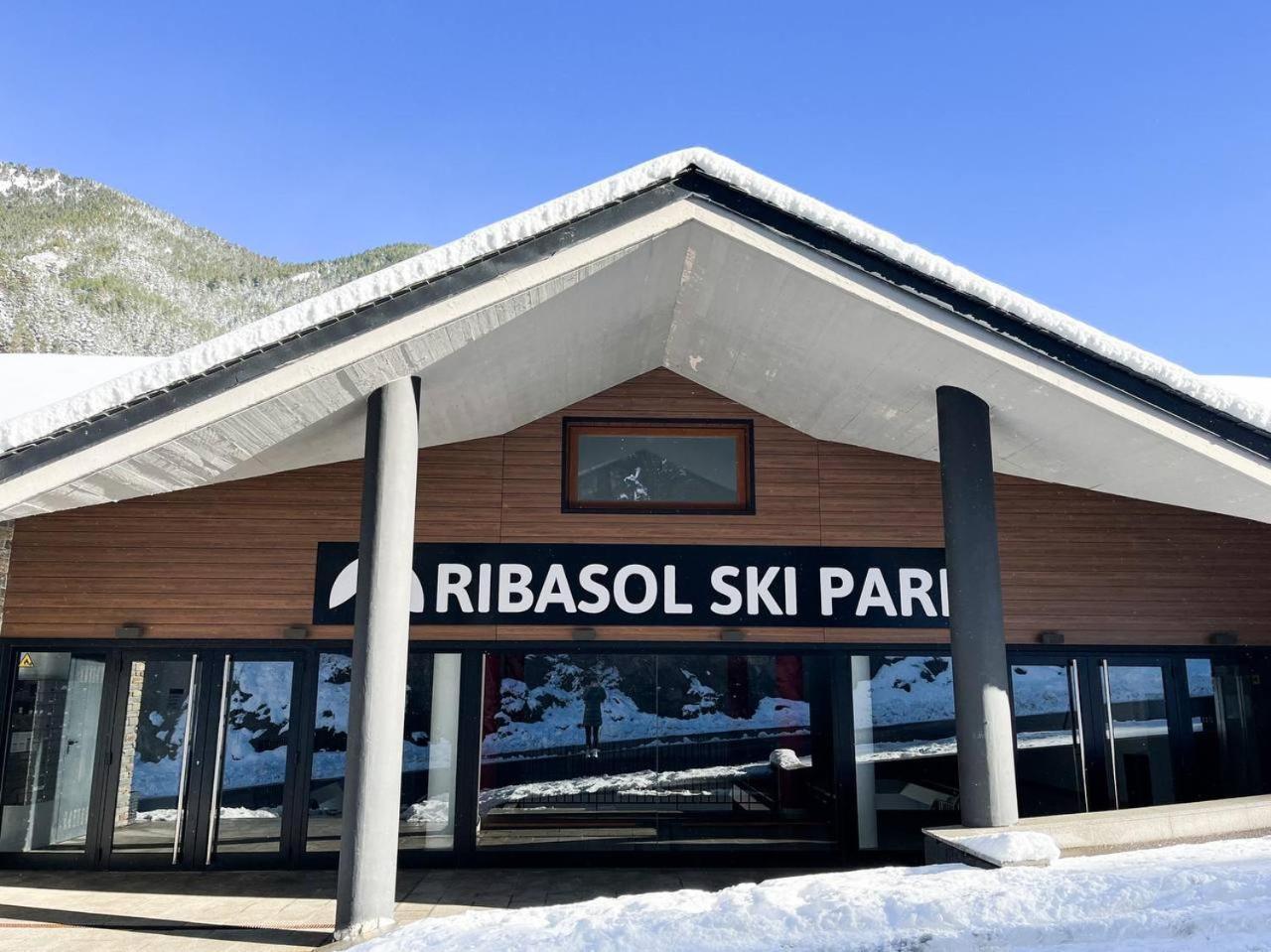 Iconic - A Pie De Pistas En 1 Minuto - Terraza Con Vistas Al Valle Arinsal - Parking Gratis L By Bonesvacances Dış mekan fotoğraf